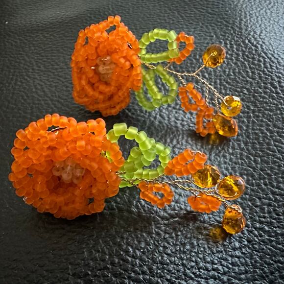 Bollywood Desi Chunky Beaded Flower Earrings - Picture 1 of 3